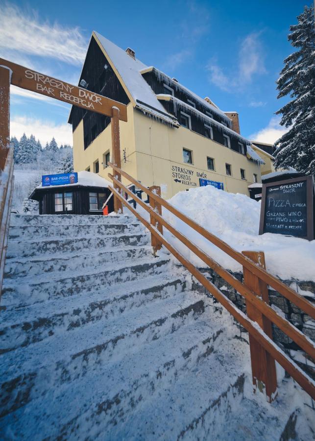 Hotel Straszny Dwor Duszniki Zdrój Esterno foto
