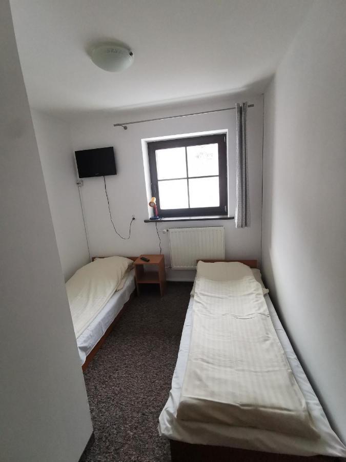 Hotel Straszny Dwor Duszniki Zdrój Camera foto