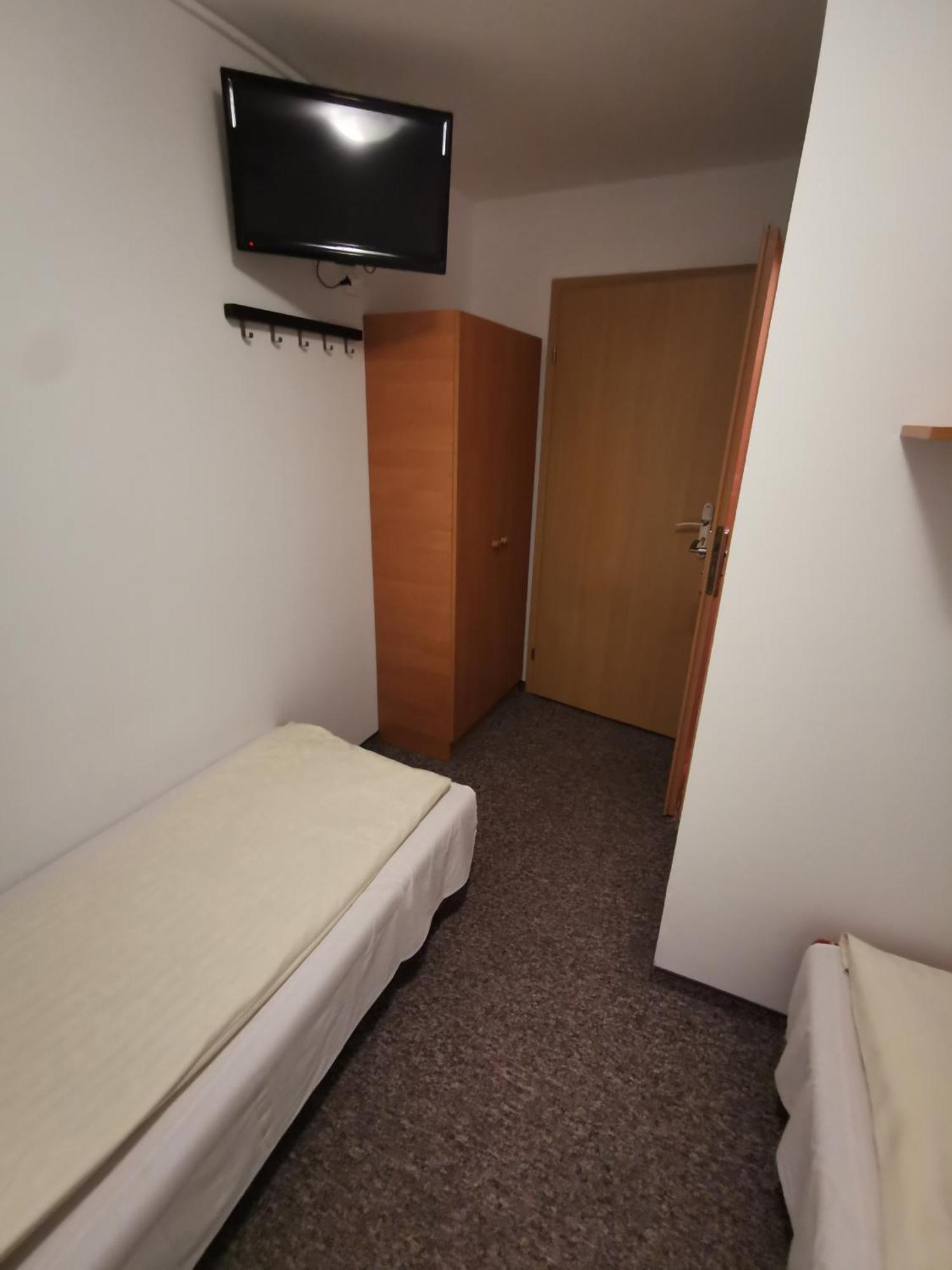 Hotel Straszny Dwor Duszniki Zdrój Camera foto