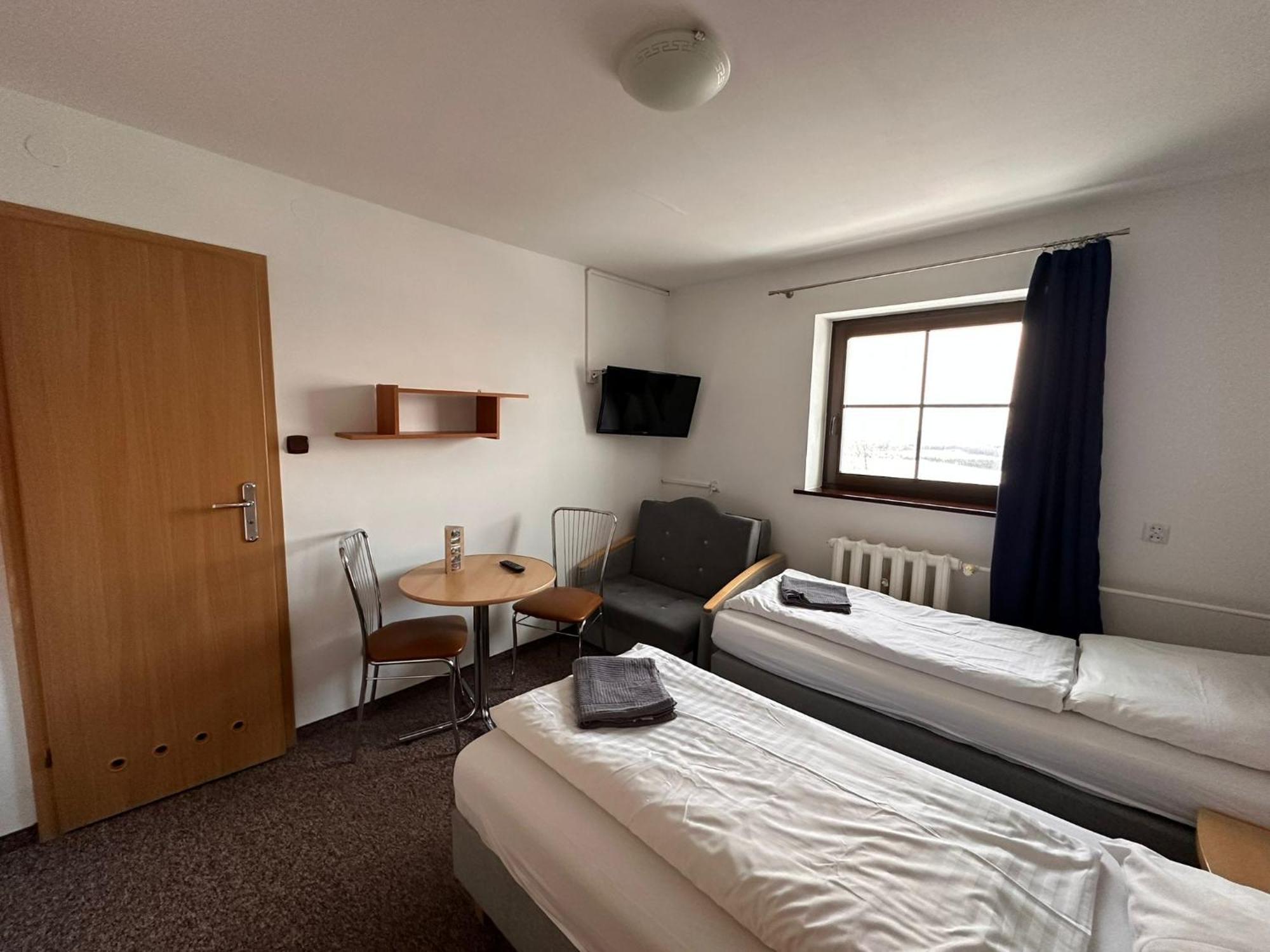 Hotel Straszny Dwor Duszniki Zdrój Camera foto