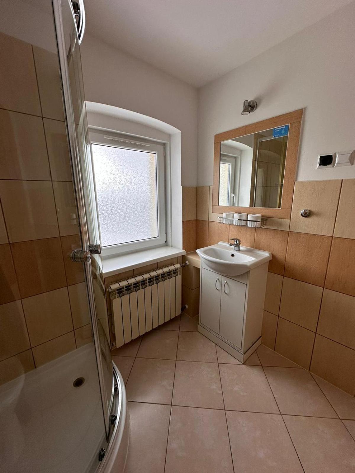 Hotel Straszny Dwor Duszniki Zdrój Camera foto