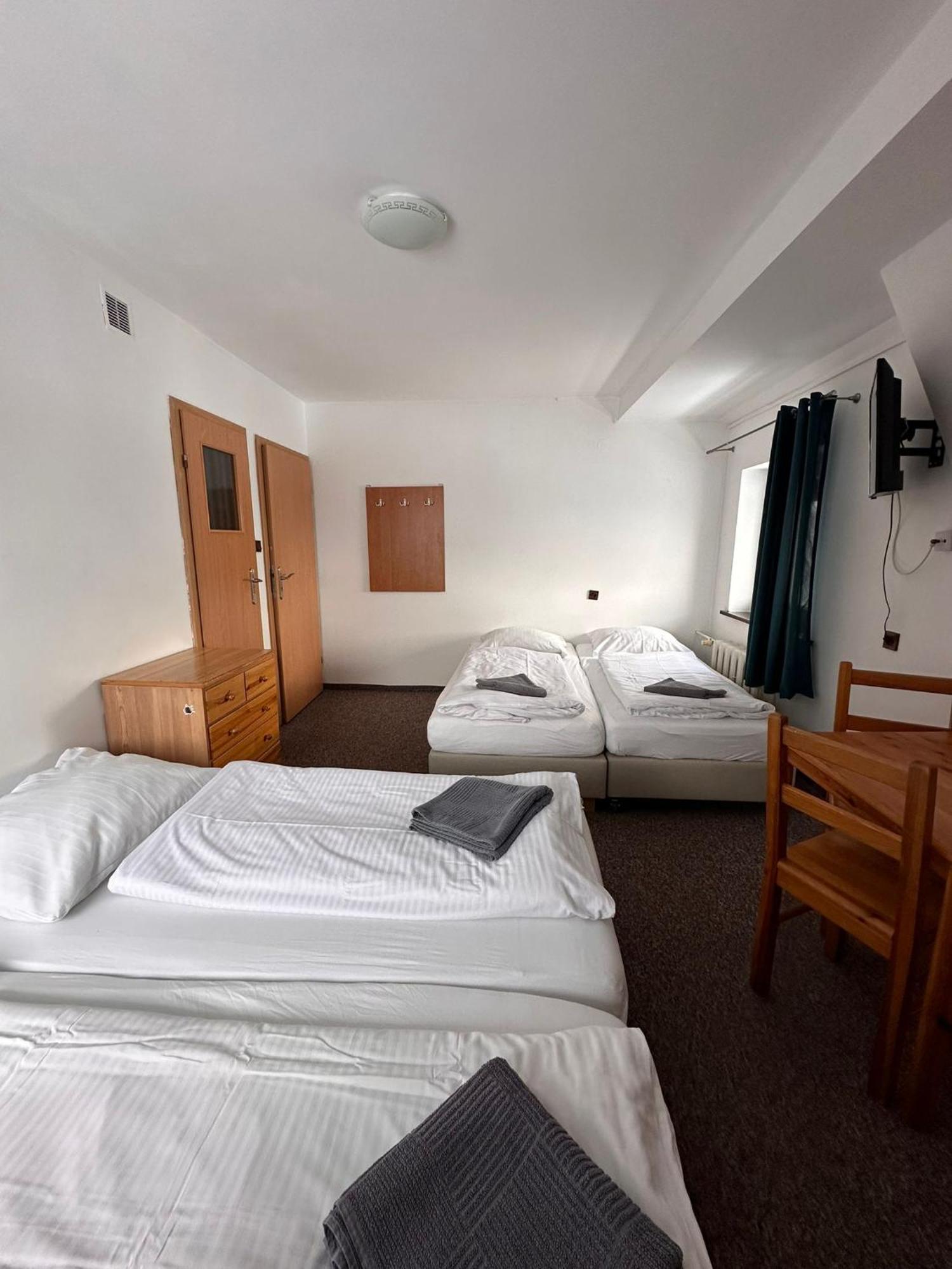 Hotel Straszny Dwor Duszniki Zdrój Camera foto